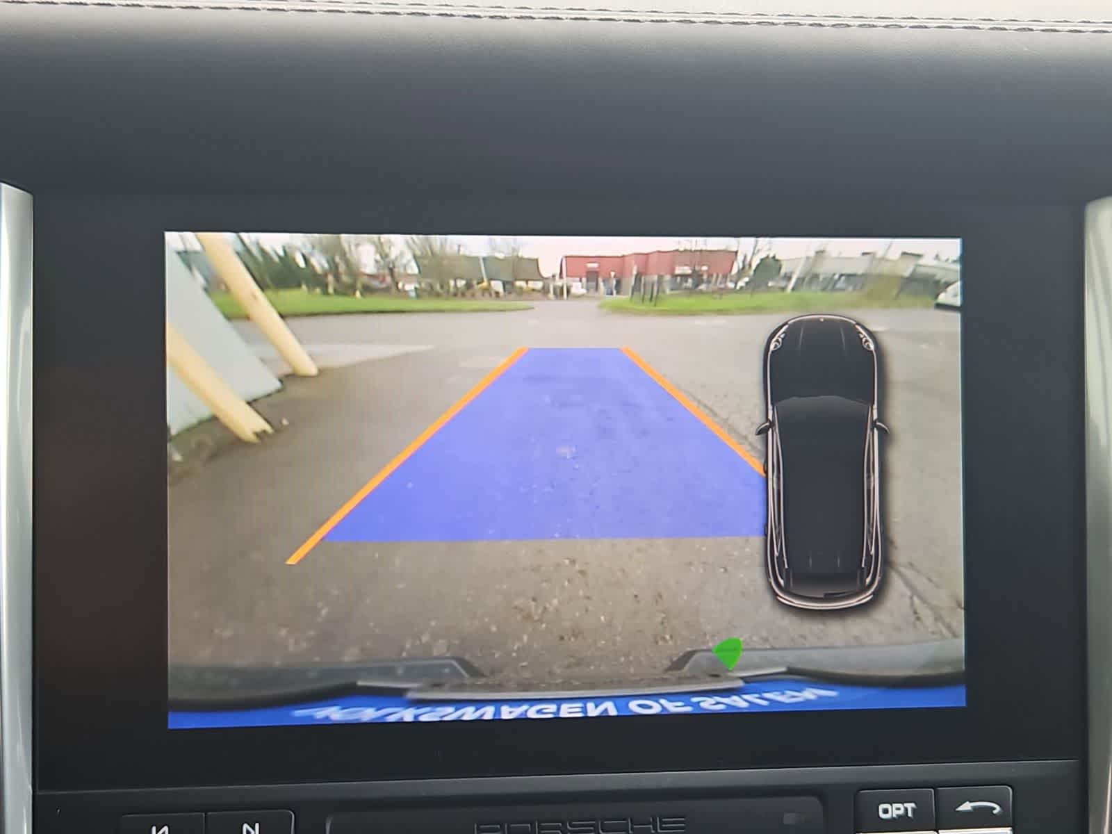 Thumbnail: 2017 Porsche Macan - 31