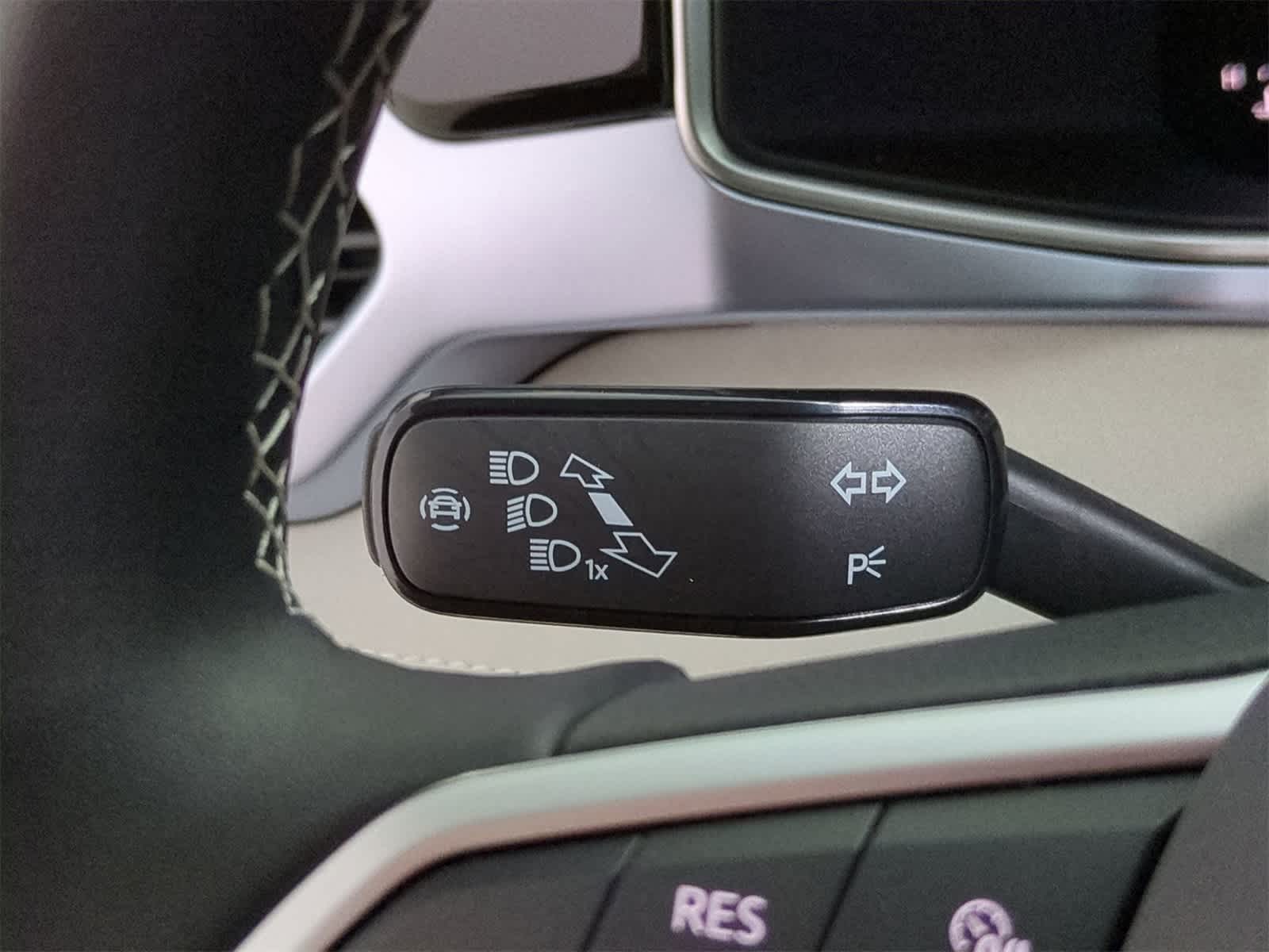 Thumbnail: 2025 Volkswagen Taos - 28