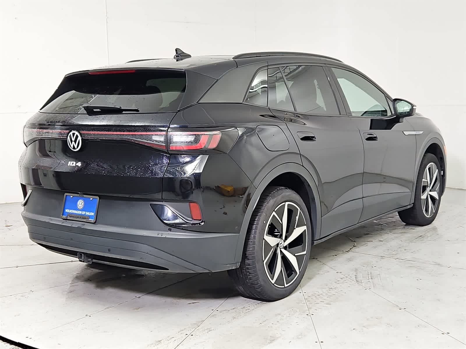 Thumbnail: 2023 Volkswagen ID.4 - 6