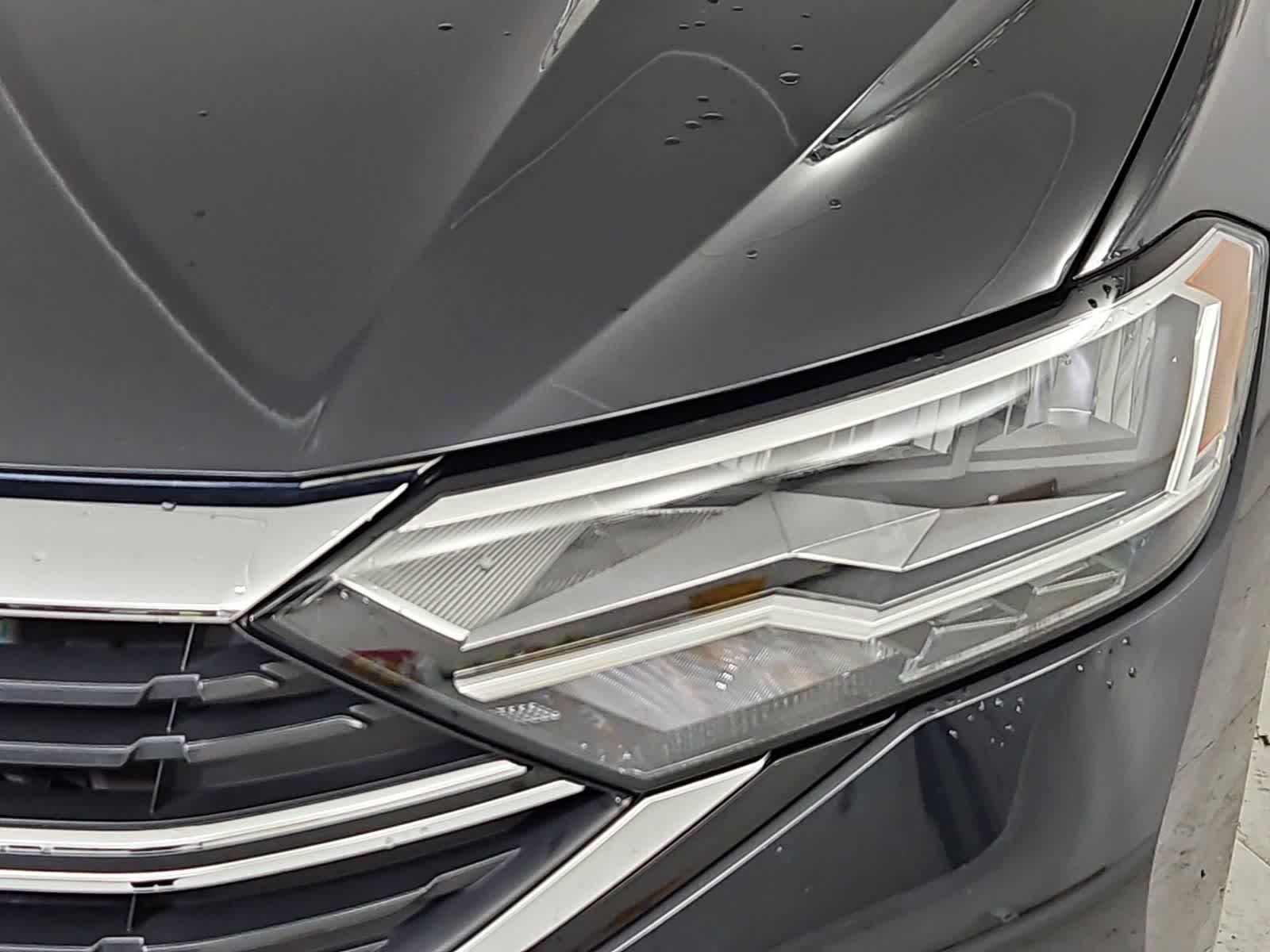 Thumbnail: 2023 Volkswagen Jetta - 10