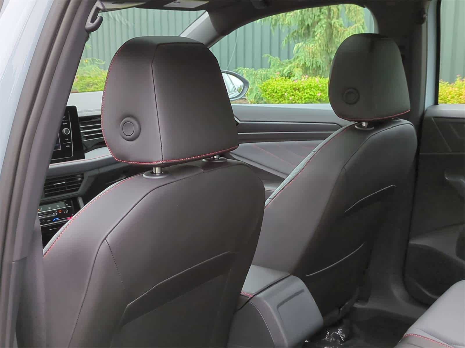 Thumbnail: 2025 Volkswagen Jetta - 18