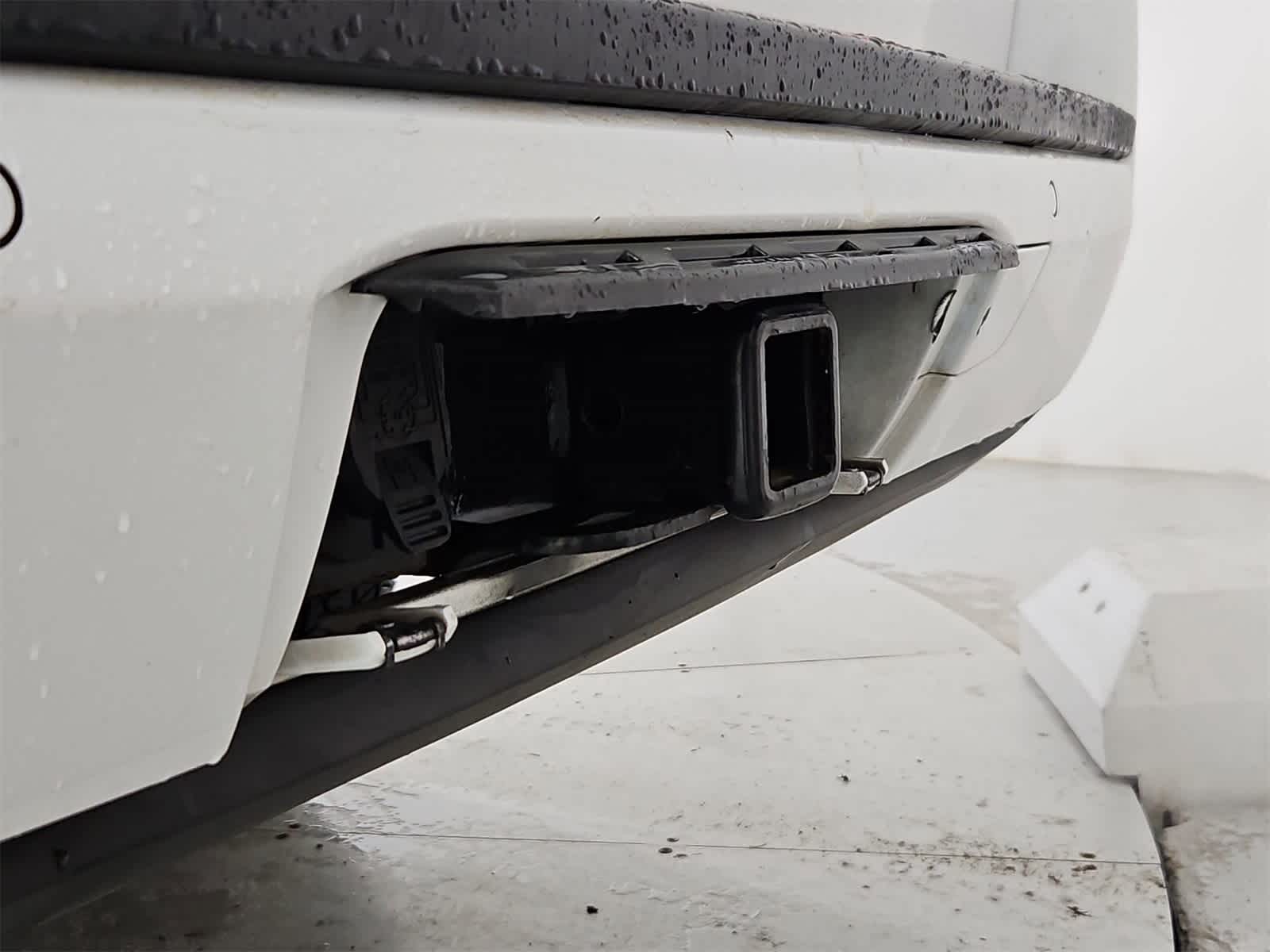 Thumbnail: 2017 GMC Yukon XL - 35