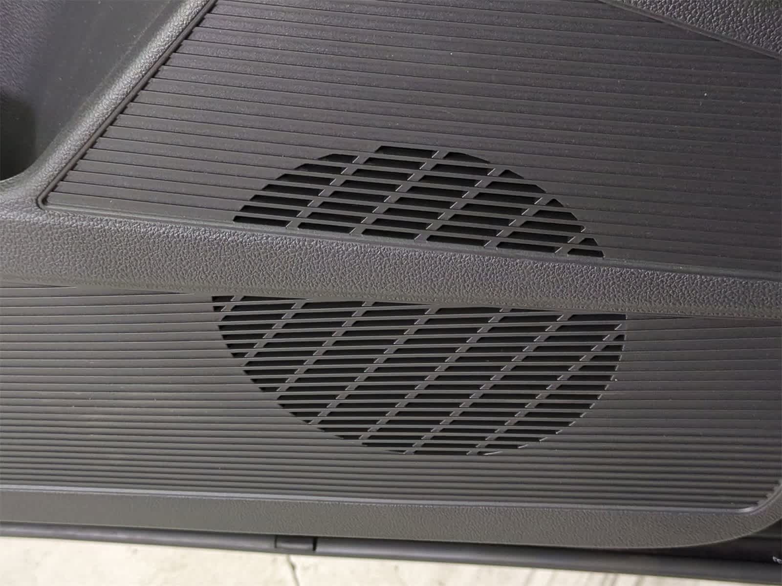 Thumbnail: 2025 Volkswagen Taos - 30