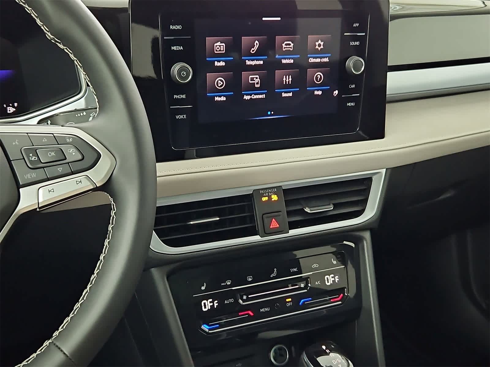 Thumbnail: 2025 Volkswagen Taos - 28