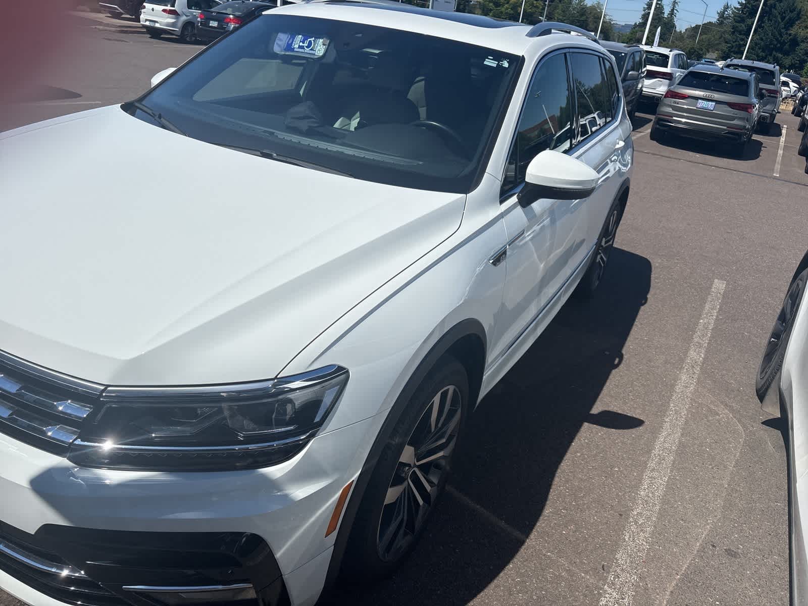 Thumbnail: 2021 Volkswagen Tiguan - 7