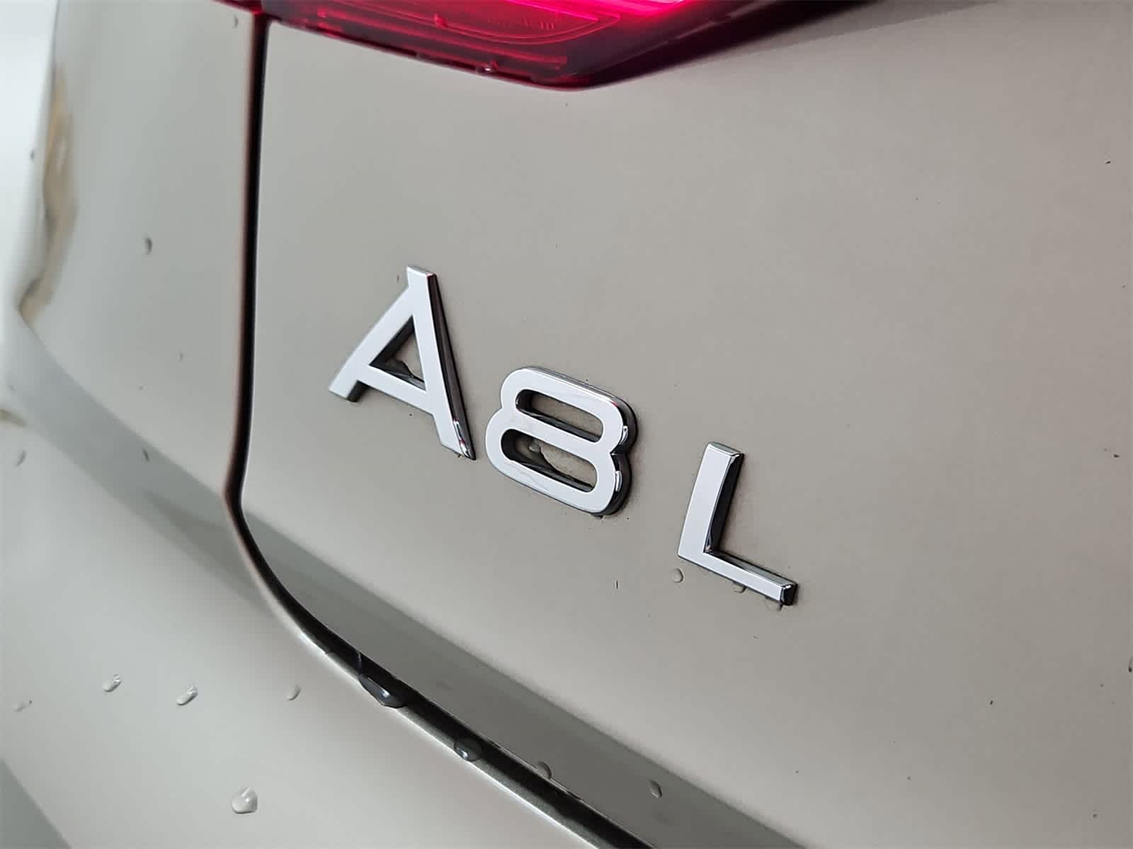 Thumbnail: 2020 Audi A8 - 12