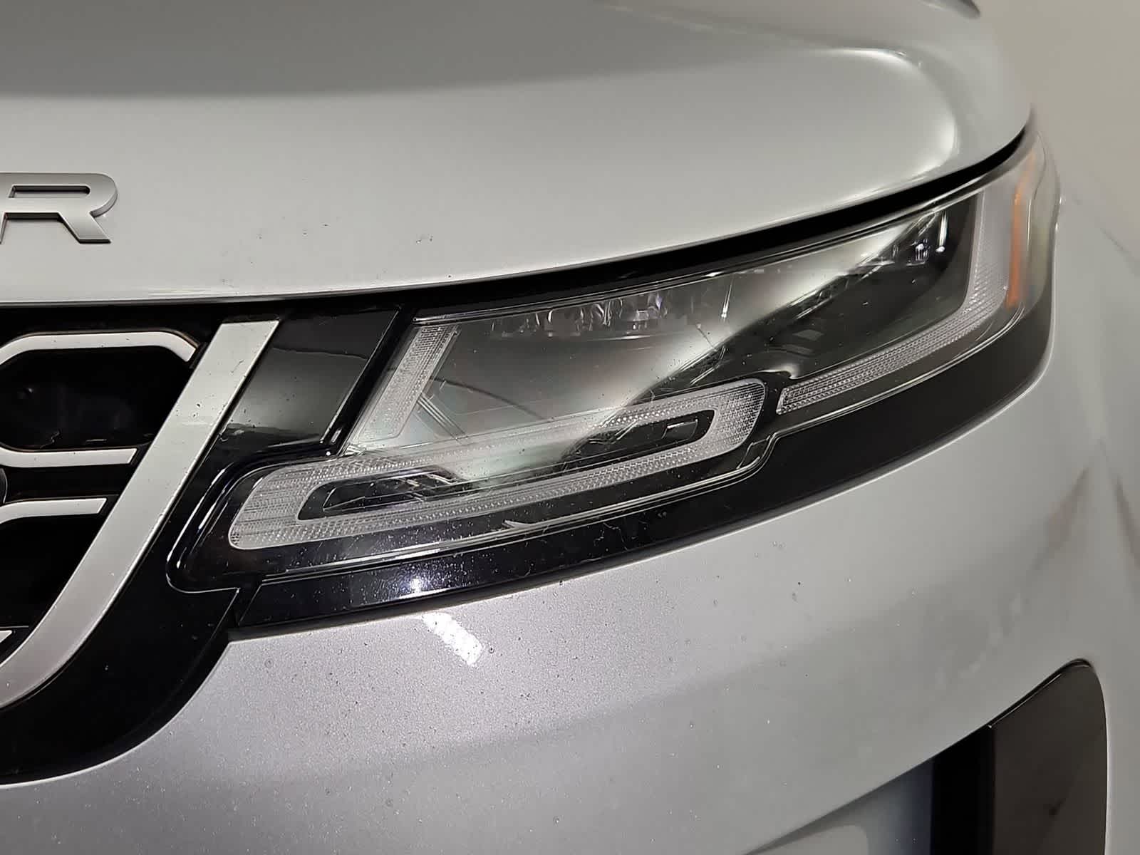 Thumbnail: 2020 Land Rover Range Rover Evoque - 10