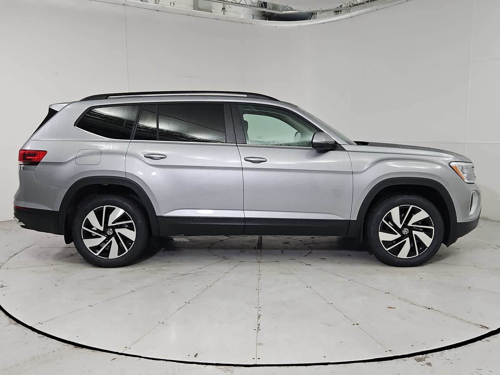 Thumbnail: 2026 Volkswagen Atlas - 7