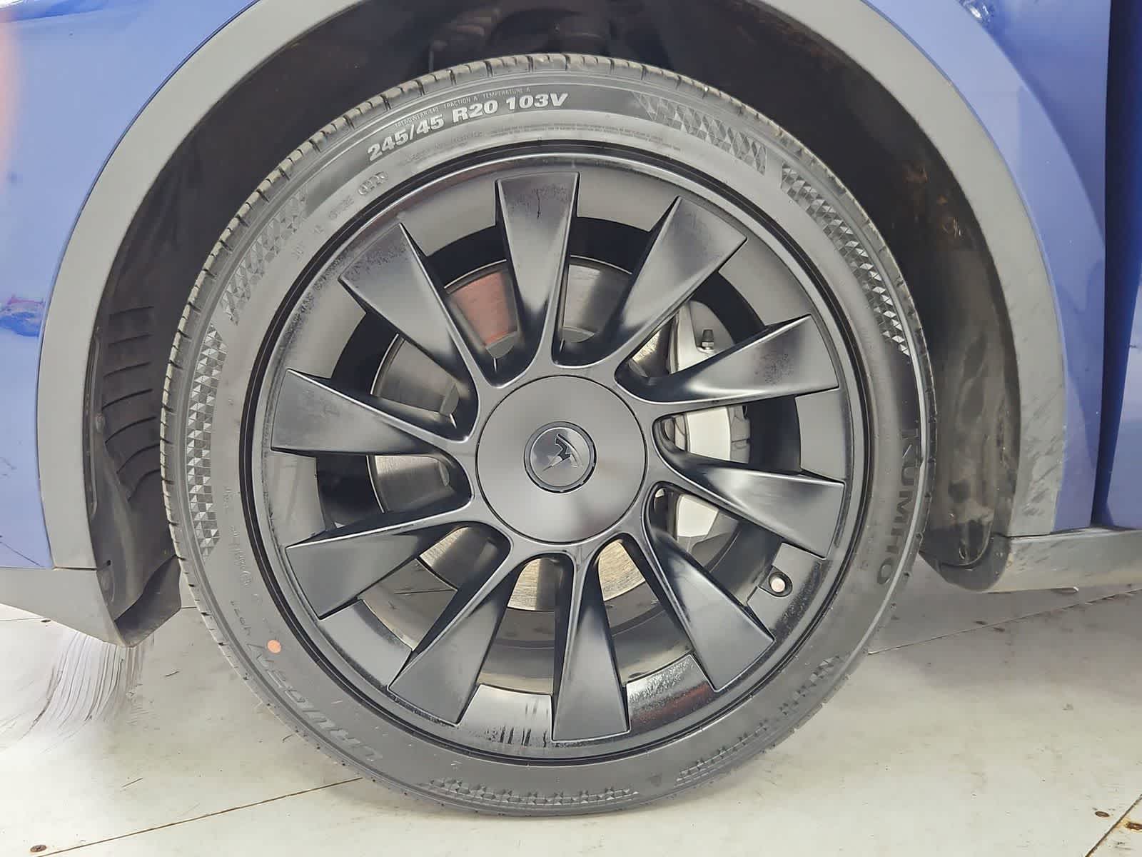 Thumbnail: 2023 Tesla Model Y - 13