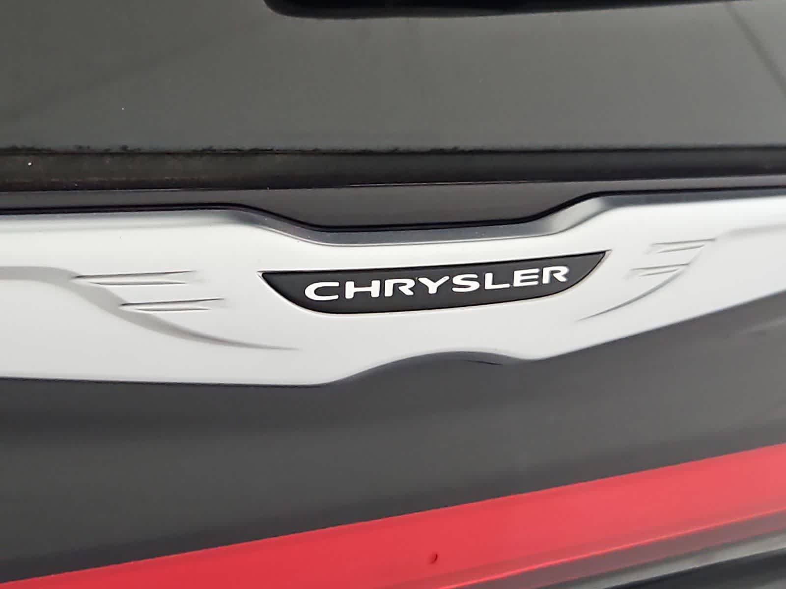 Thumbnail: 2023 Chrysler Pacifica - 11