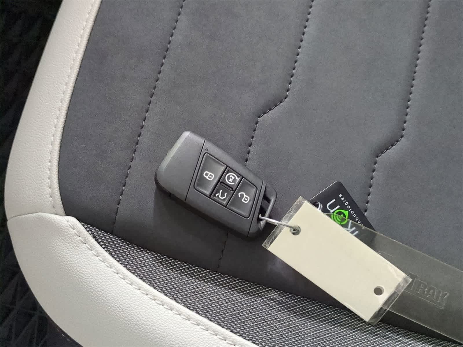 Thumbnail: 2025 Volkswagen Taos - 36