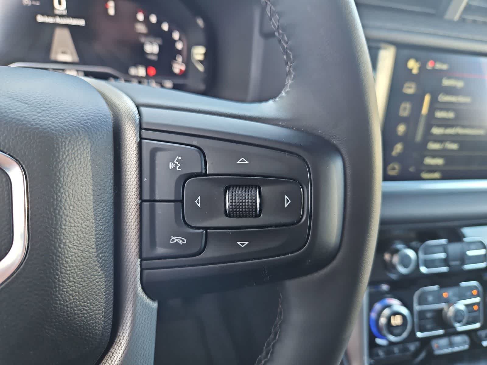 Thumbnail: 2023 GMC Yukon - 24