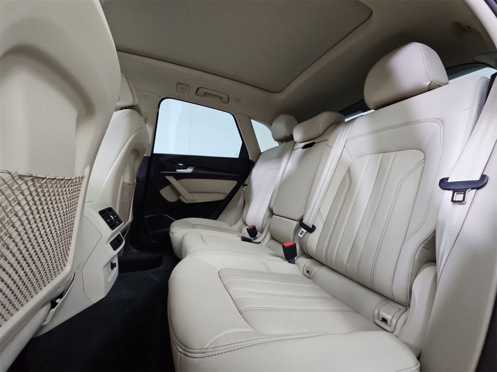 Thumbnail: 2022 Audi Q5 - 20