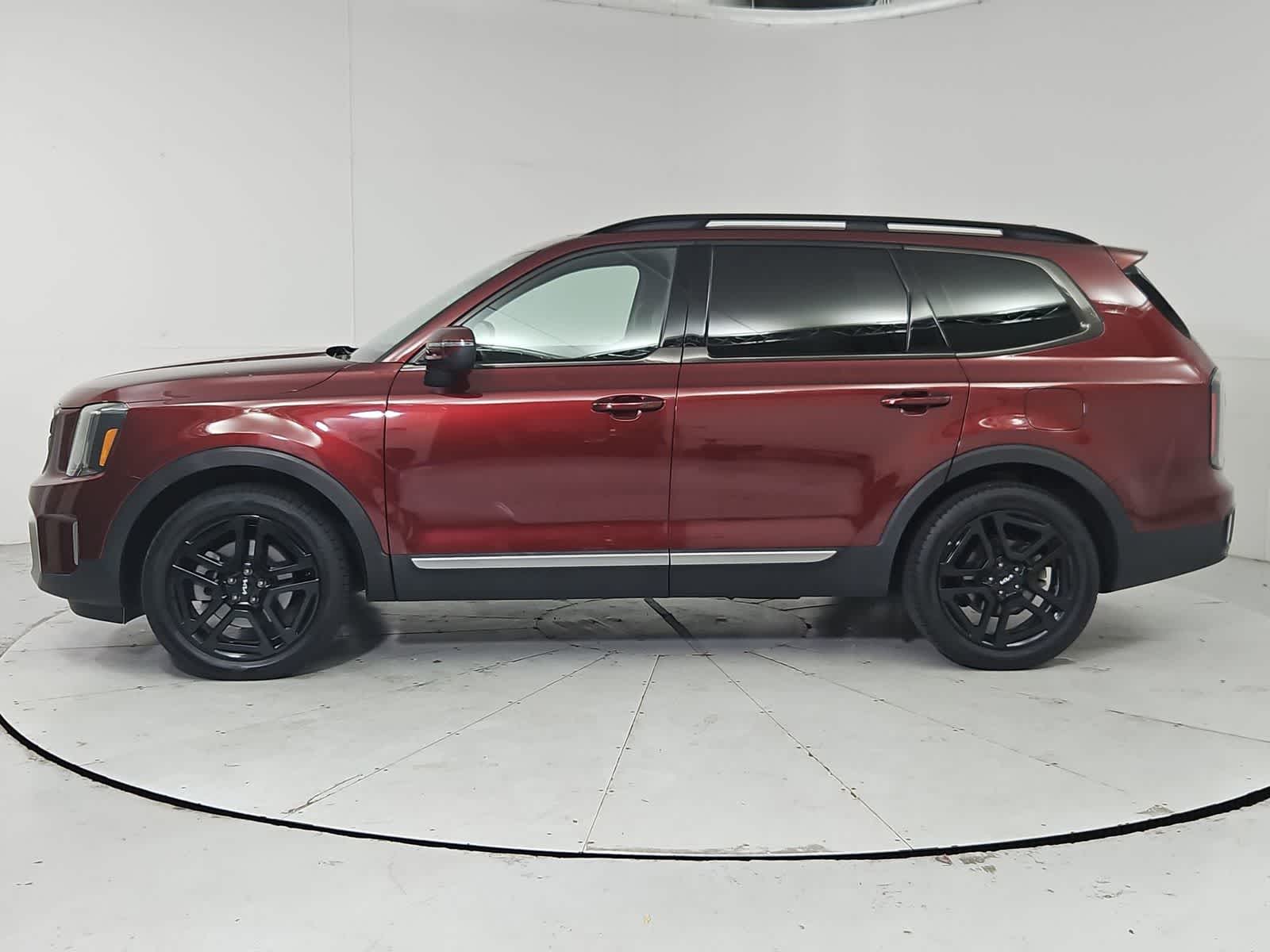 Thumbnail: 2023 Kia Telluride - 3