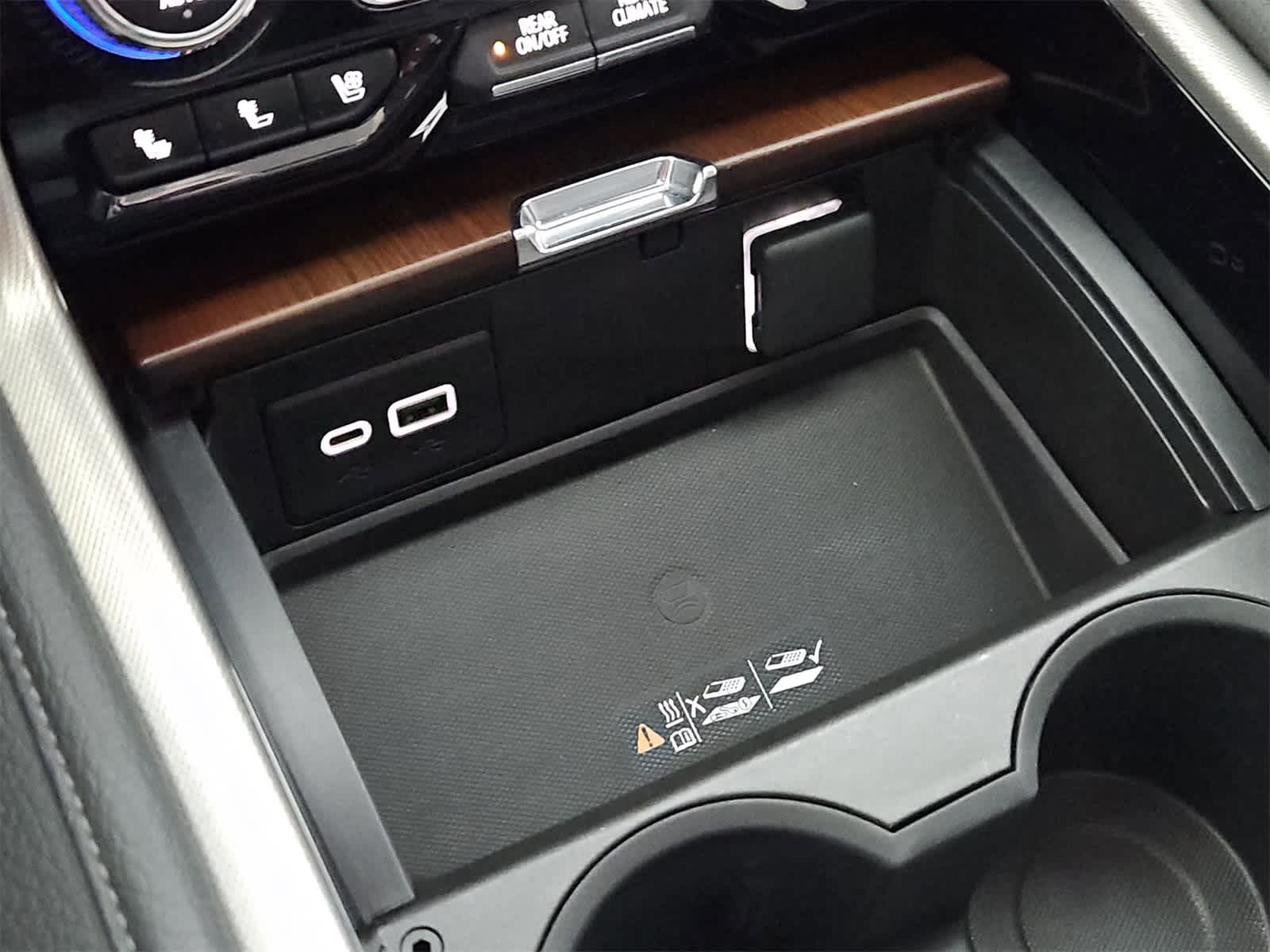 Thumbnail: 2021 GMC Yukon - 33