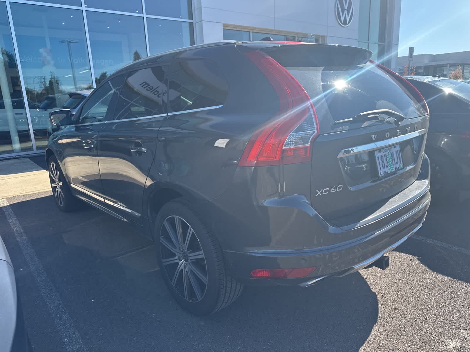 Thumbnail: 2015 Volvo XC60 - 2
