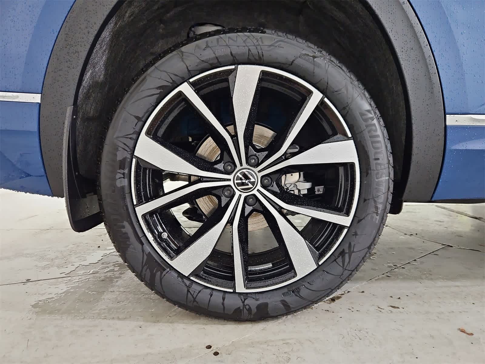 Thumbnail: 2026 Volkswagen Atlas - 13