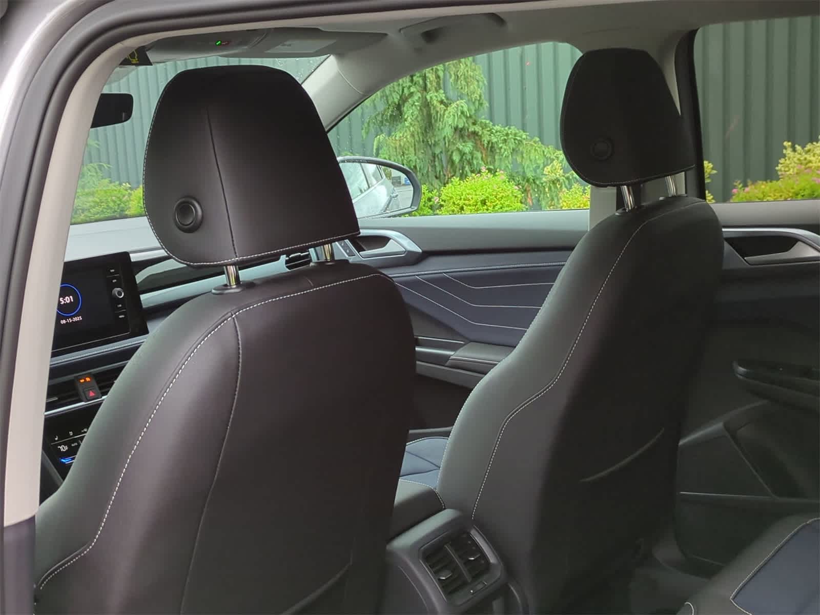 Thumbnail: 2025 Volkswagen Taos - 18