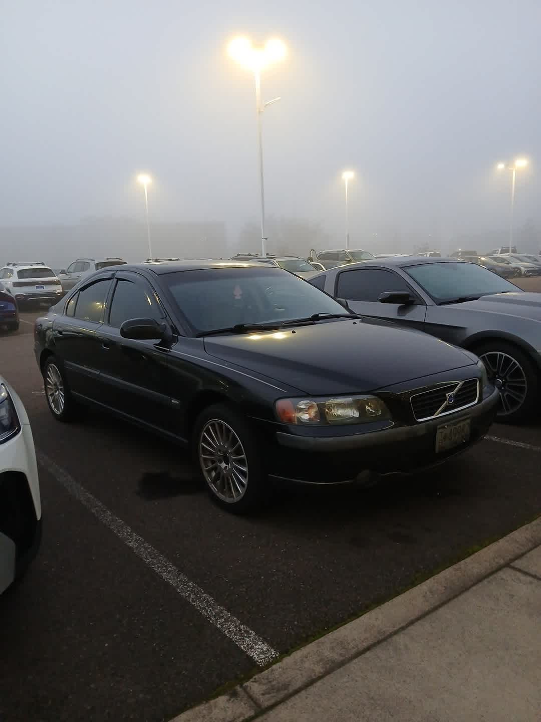 Thumbnail: 2002 Volvo S60 - 4