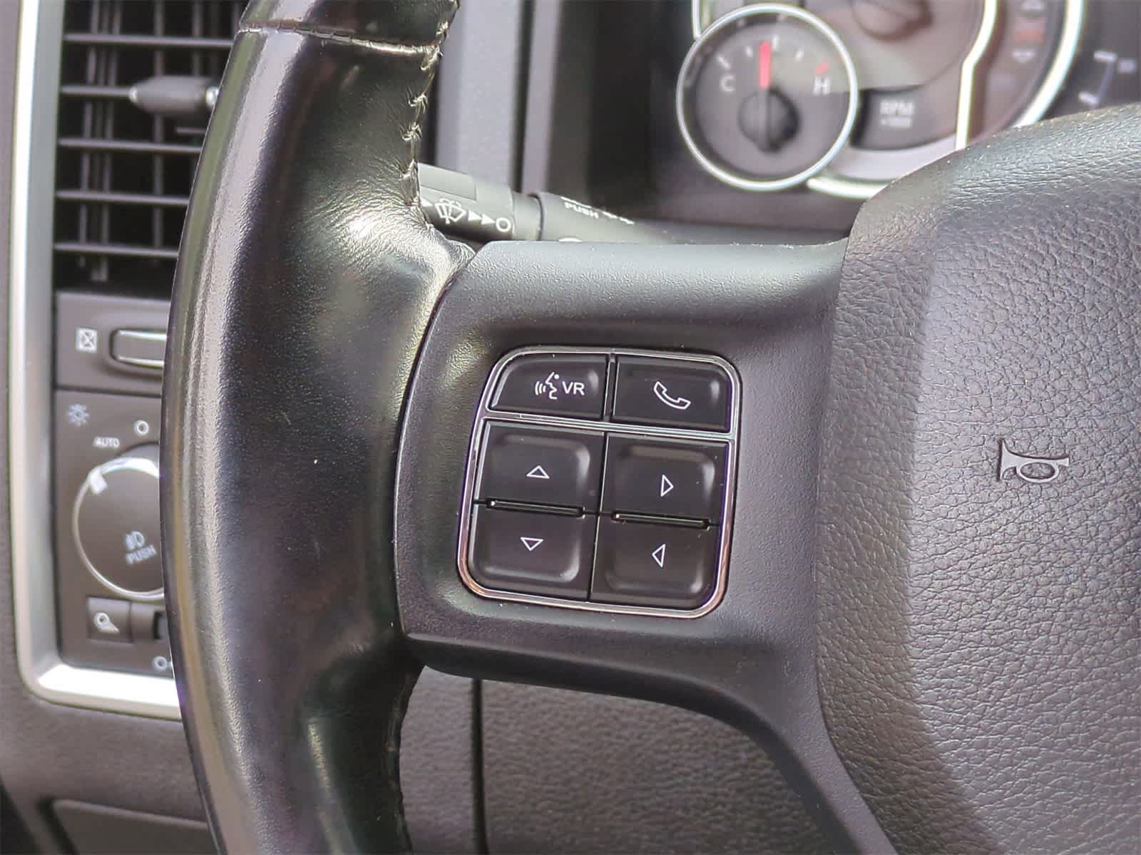 Thumbnail: 2020 RAM 1500 Classic - 23