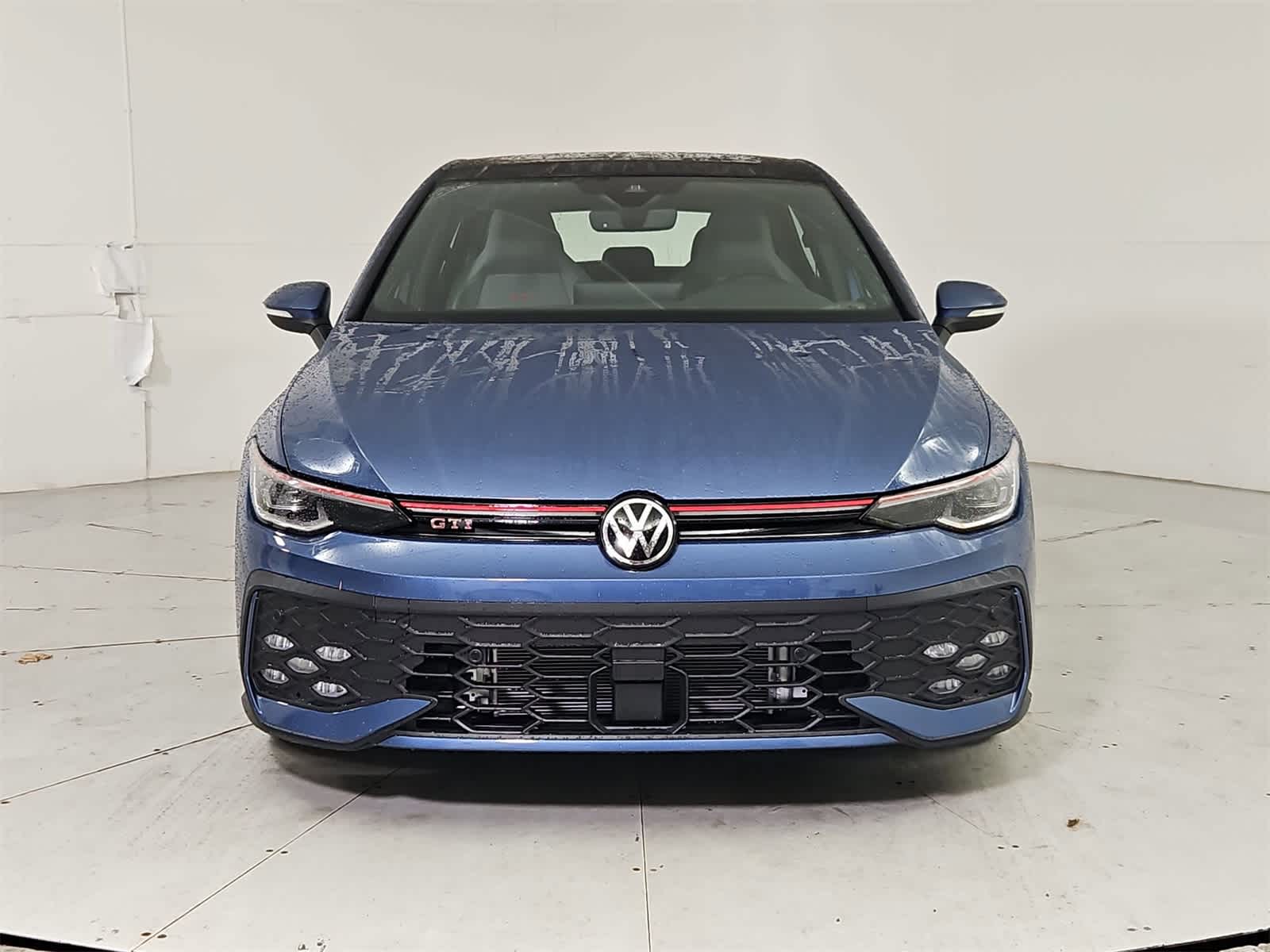 Thumbnail: 2025 Volkswagen Golf - 9