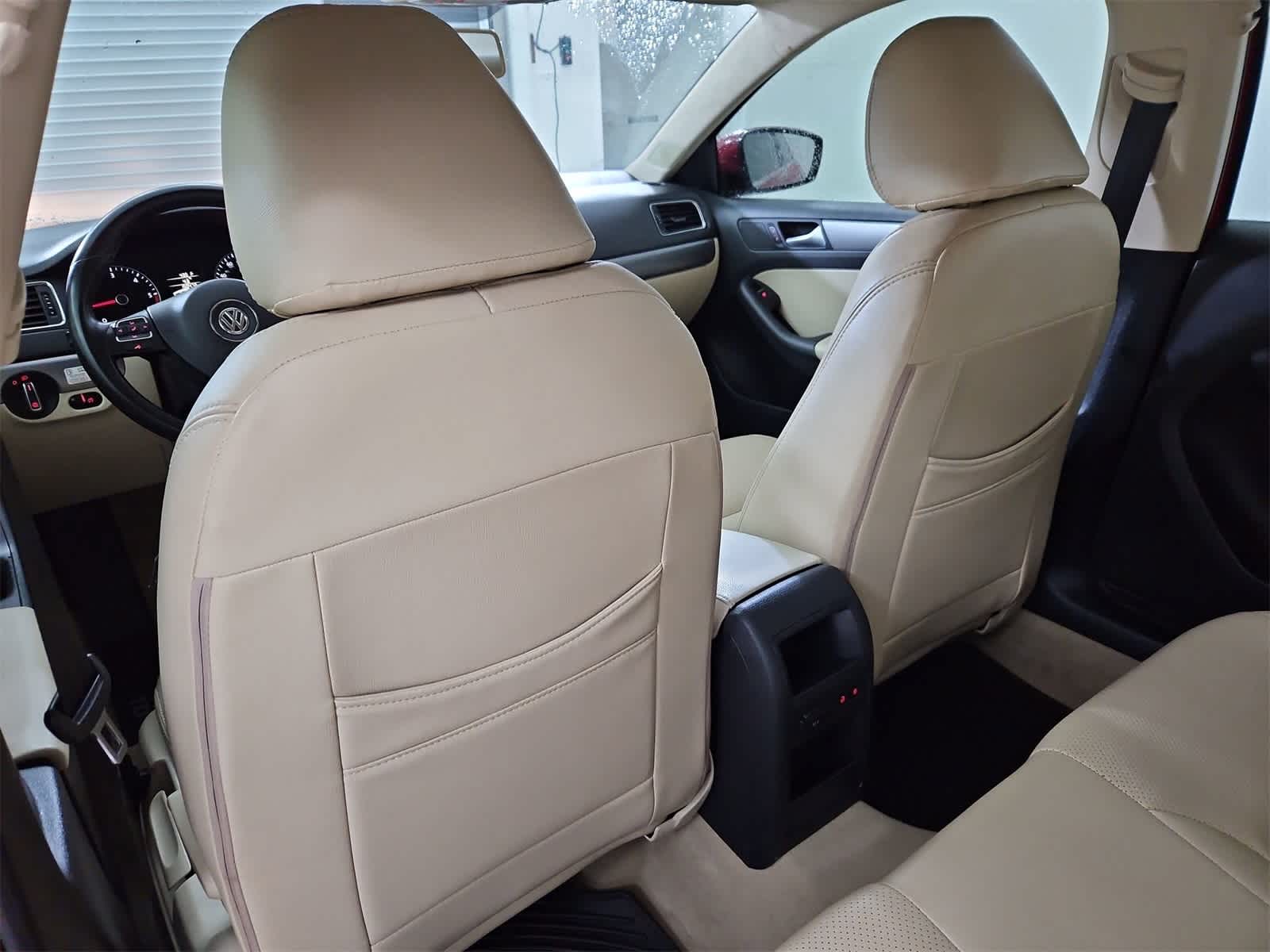 Thumbnail: 2013 Volkswagen Jetta - 18