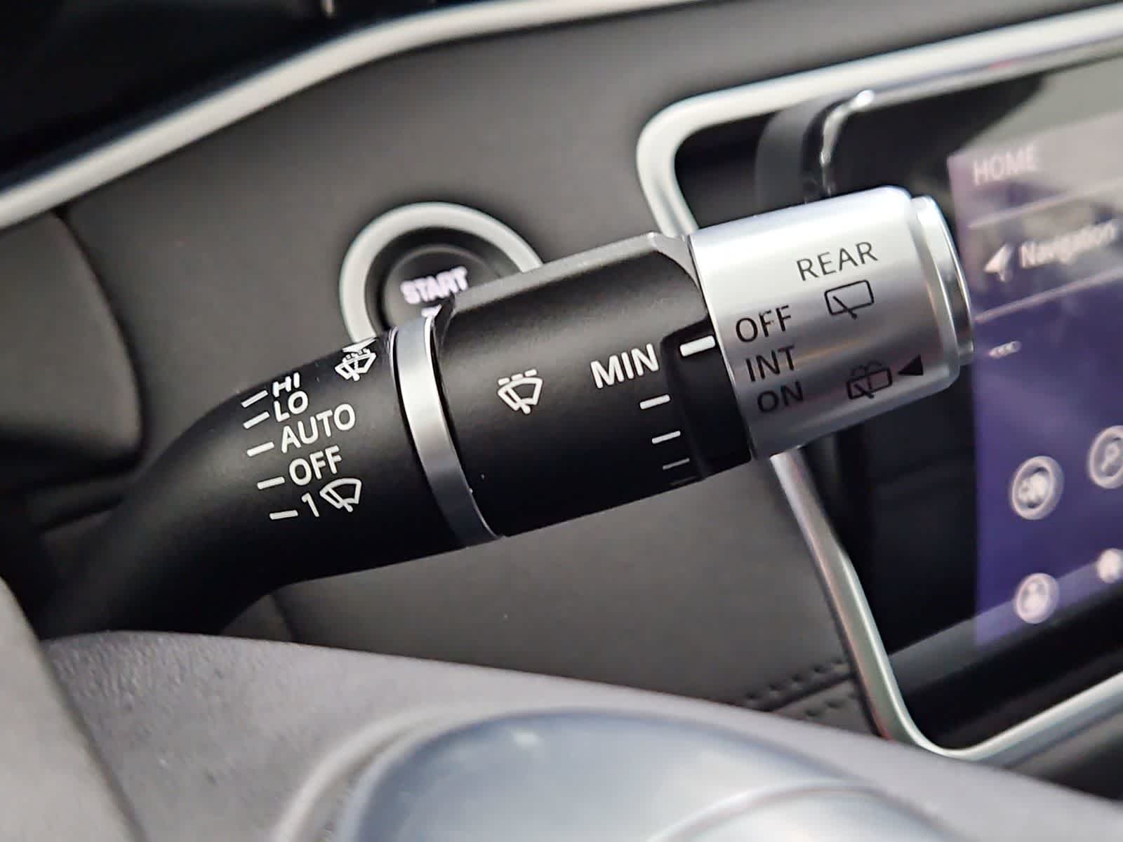 Thumbnail: 2020 Land Rover Range Rover Evoque - 27