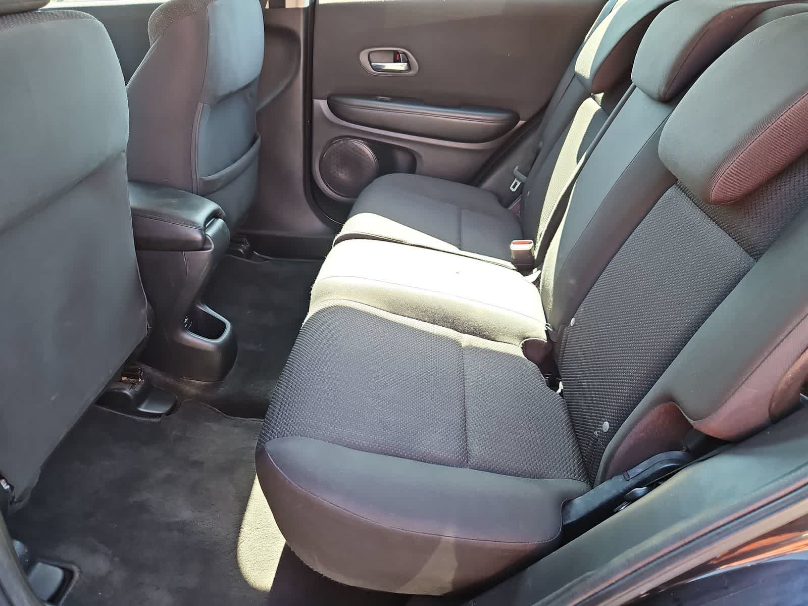 Thumbnail: 2016 Honda HR-V - 18
