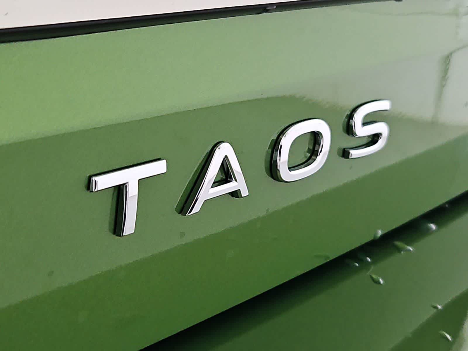 Thumbnail: 2026 Volkswagen Taos - 12