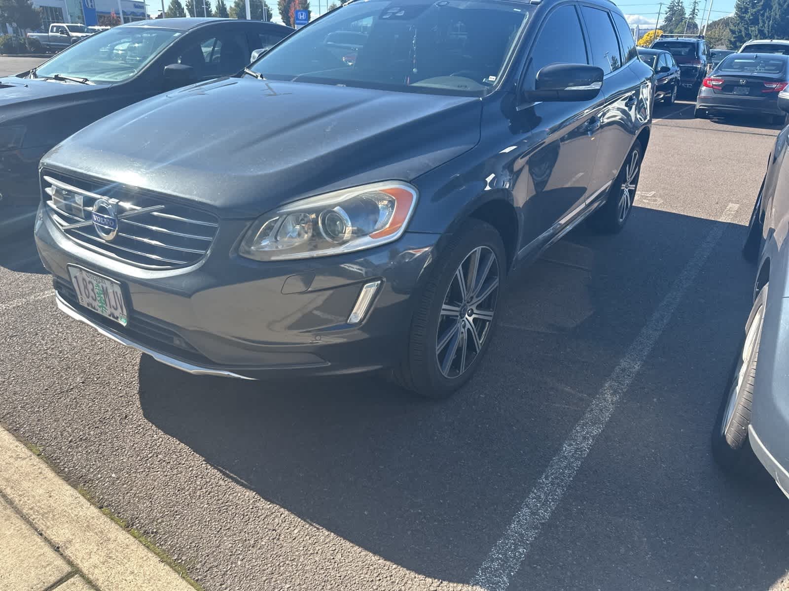 Thumbnail: 2015 Volvo XC60 - 1