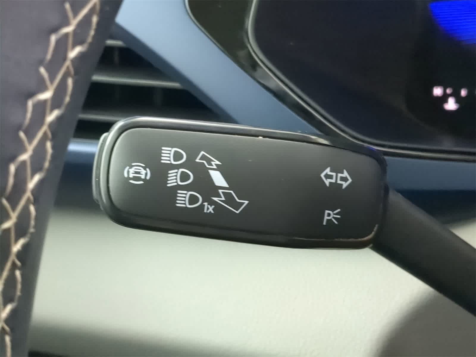 Thumbnail: 2023 Volkswagen Taos - 27