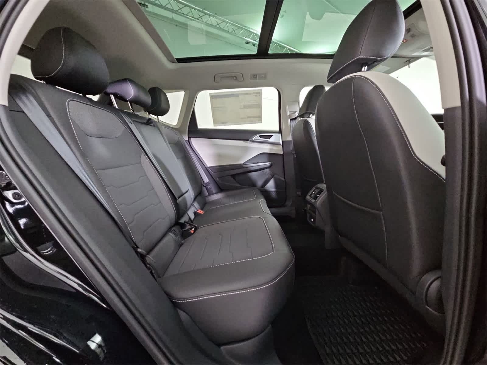 Thumbnail: 2025 Volkswagen Taos - 21