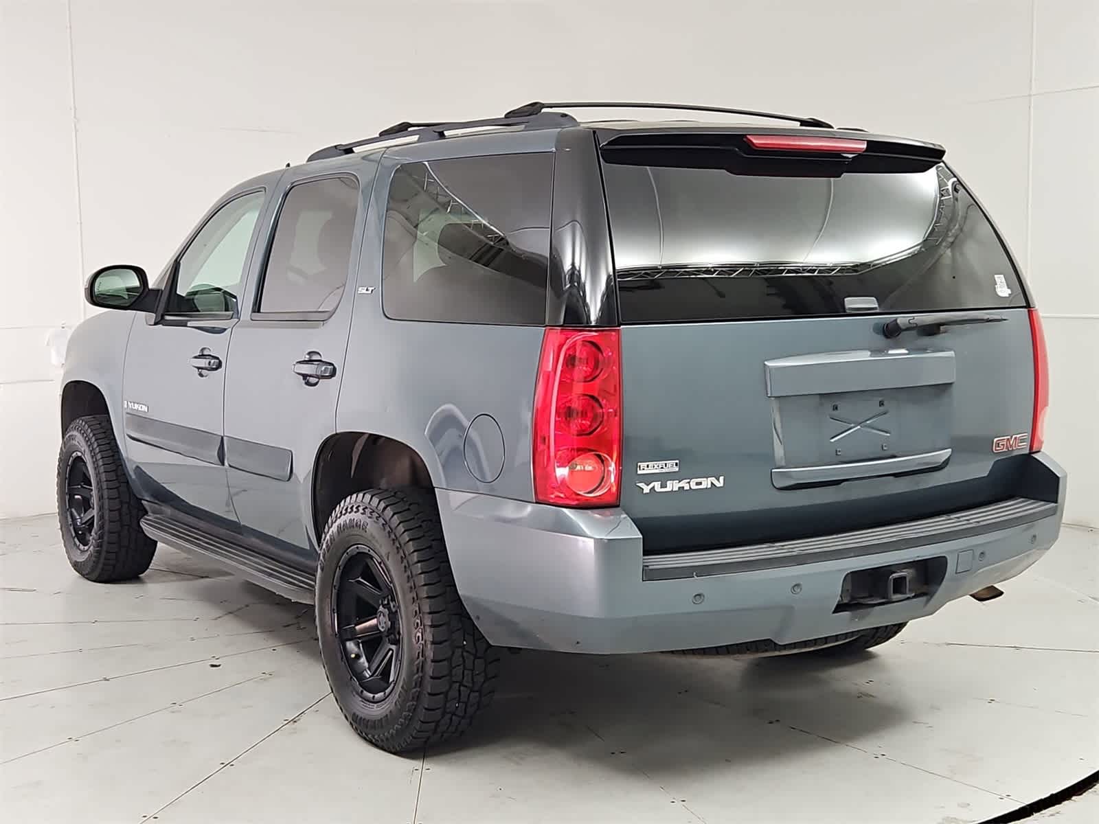 Thumbnail: 2008 GMC Yukon - 4