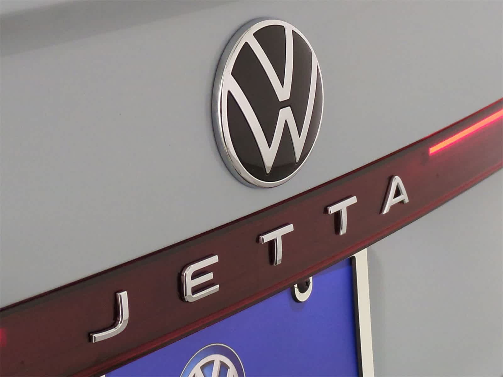 Thumbnail: 2025 Volkswagen Jetta - 12