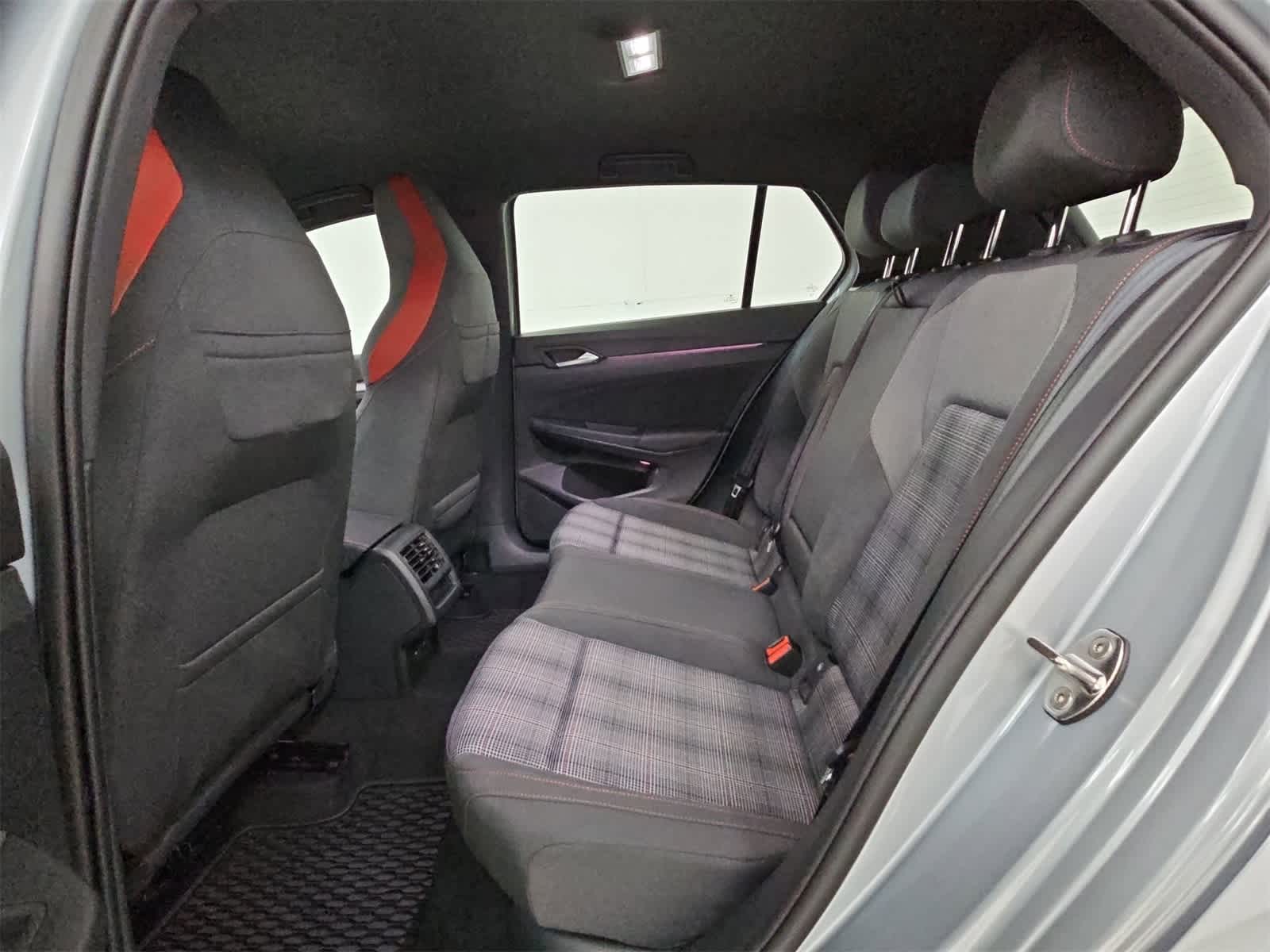 Thumbnail: 2025 Volkswagen Golf - 19