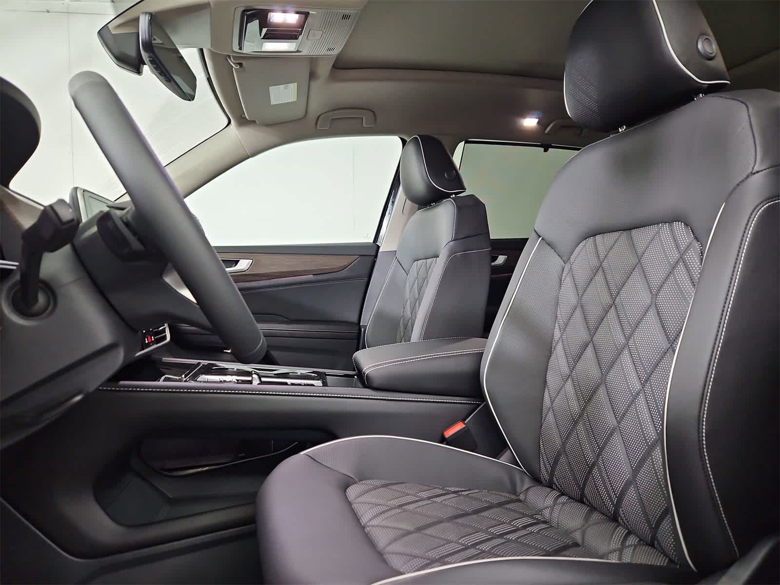 Thumbnail: 2026 Volkswagen Atlas - 16