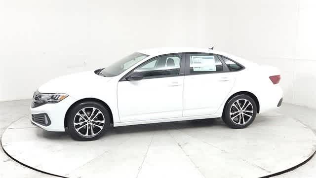 2024 Volkswagen Jetta Sport 2