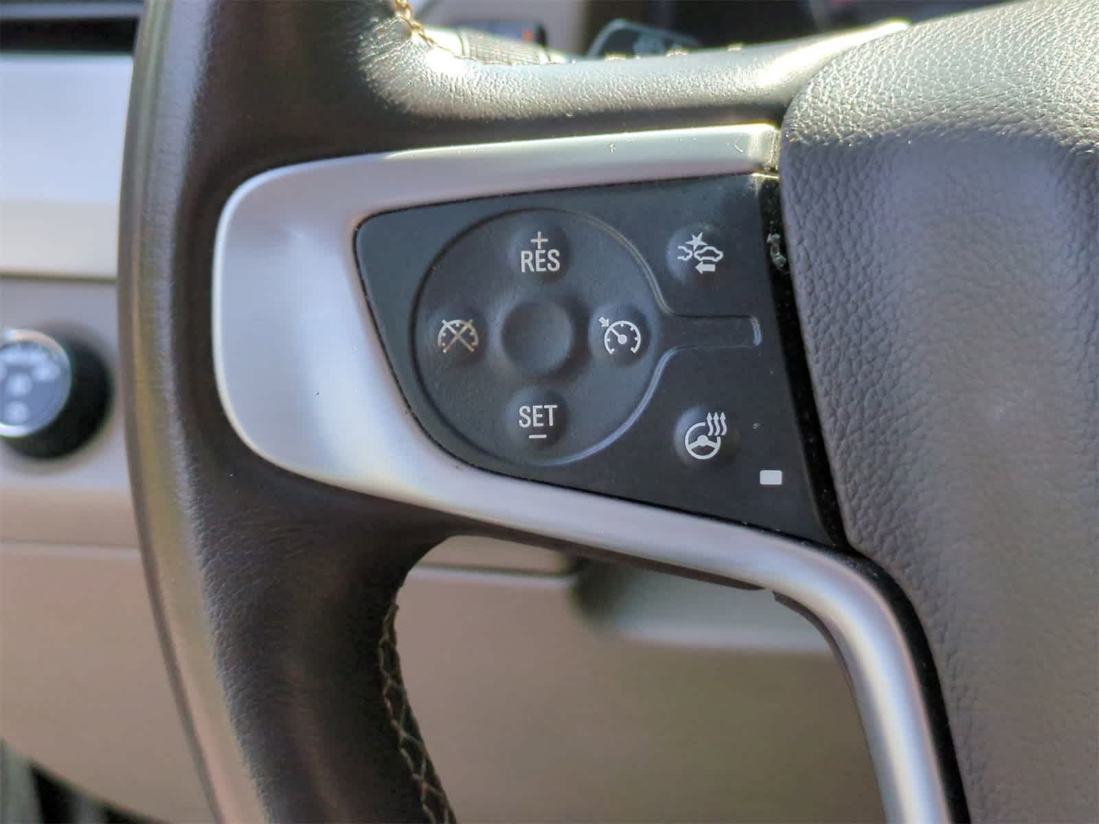 Thumbnail: 2015 GMC Yukon XL - 24