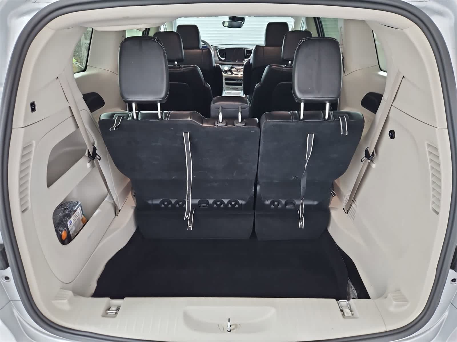 Thumbnail: 2024 Chrysler Pacifica - 34