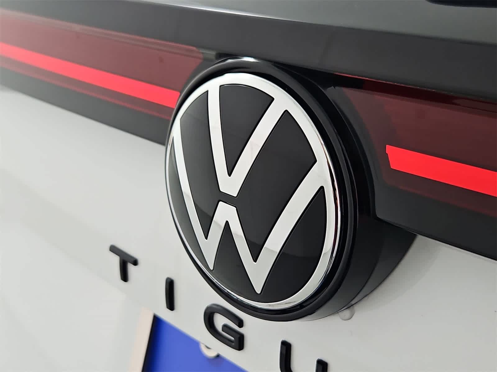Thumbnail: 2025 Volkswagen Tiguan - 11