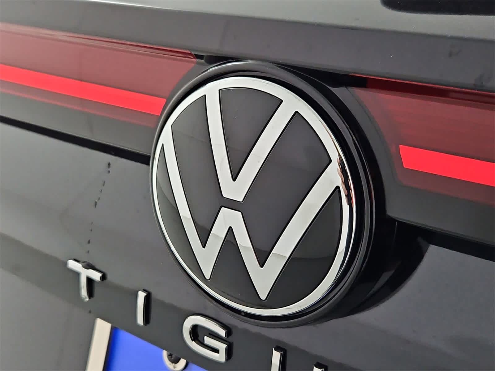 Thumbnail: 2025 Volkswagen Tiguan - 11