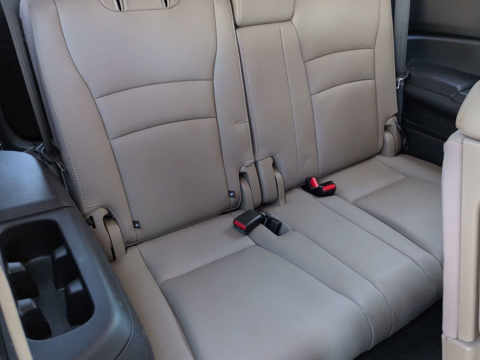Thumbnail: 2017 Honda Pilot - 37