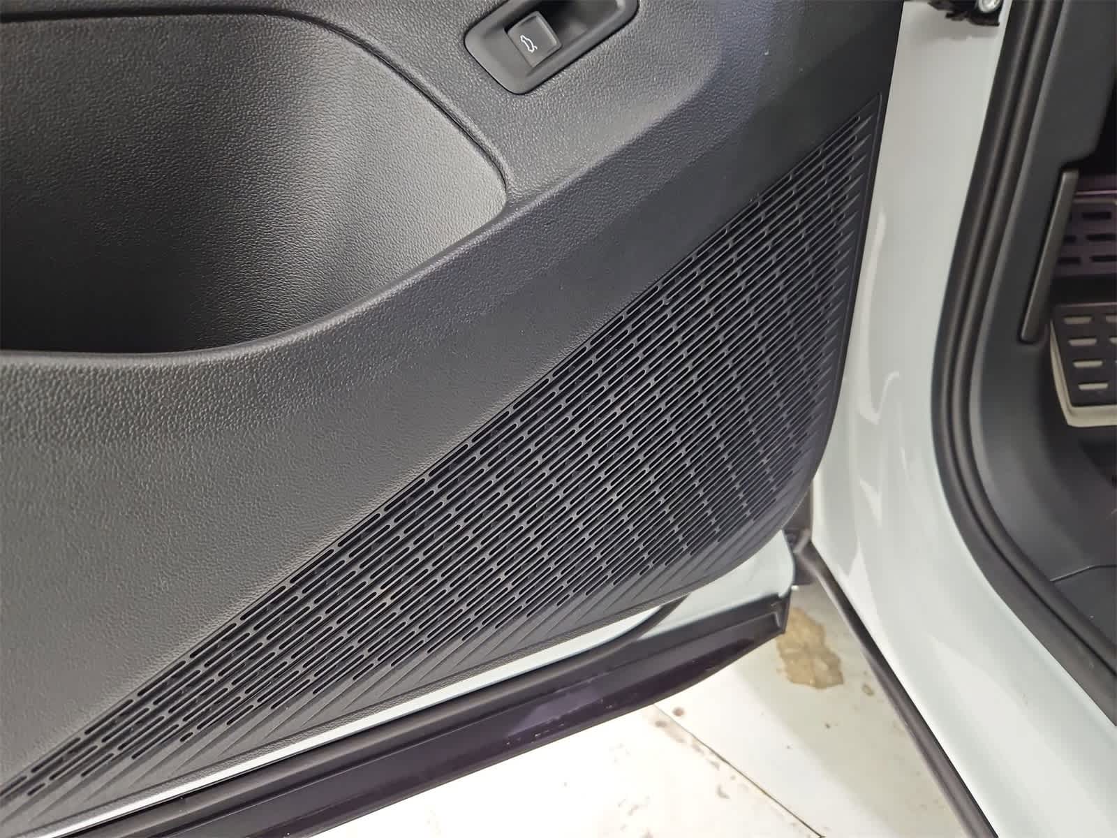 Thumbnail: 2026 Volkswagen Atlas - 32