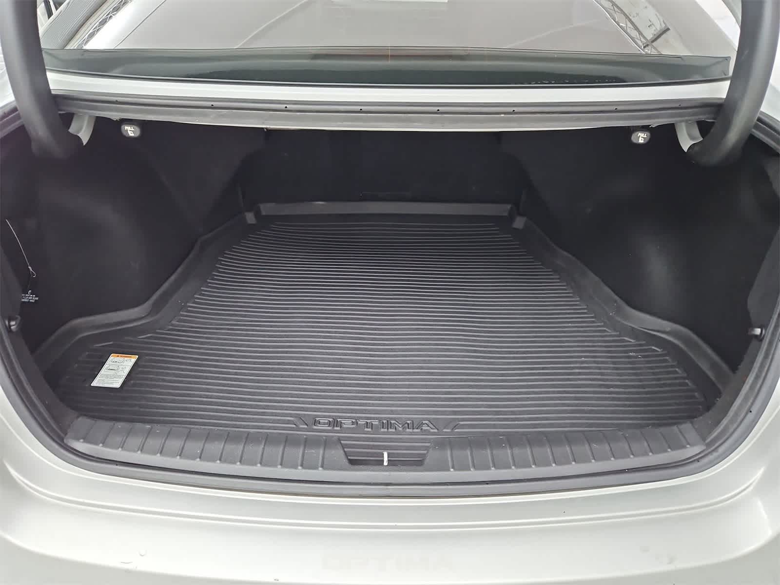 2013 Kia Optima EX 33
