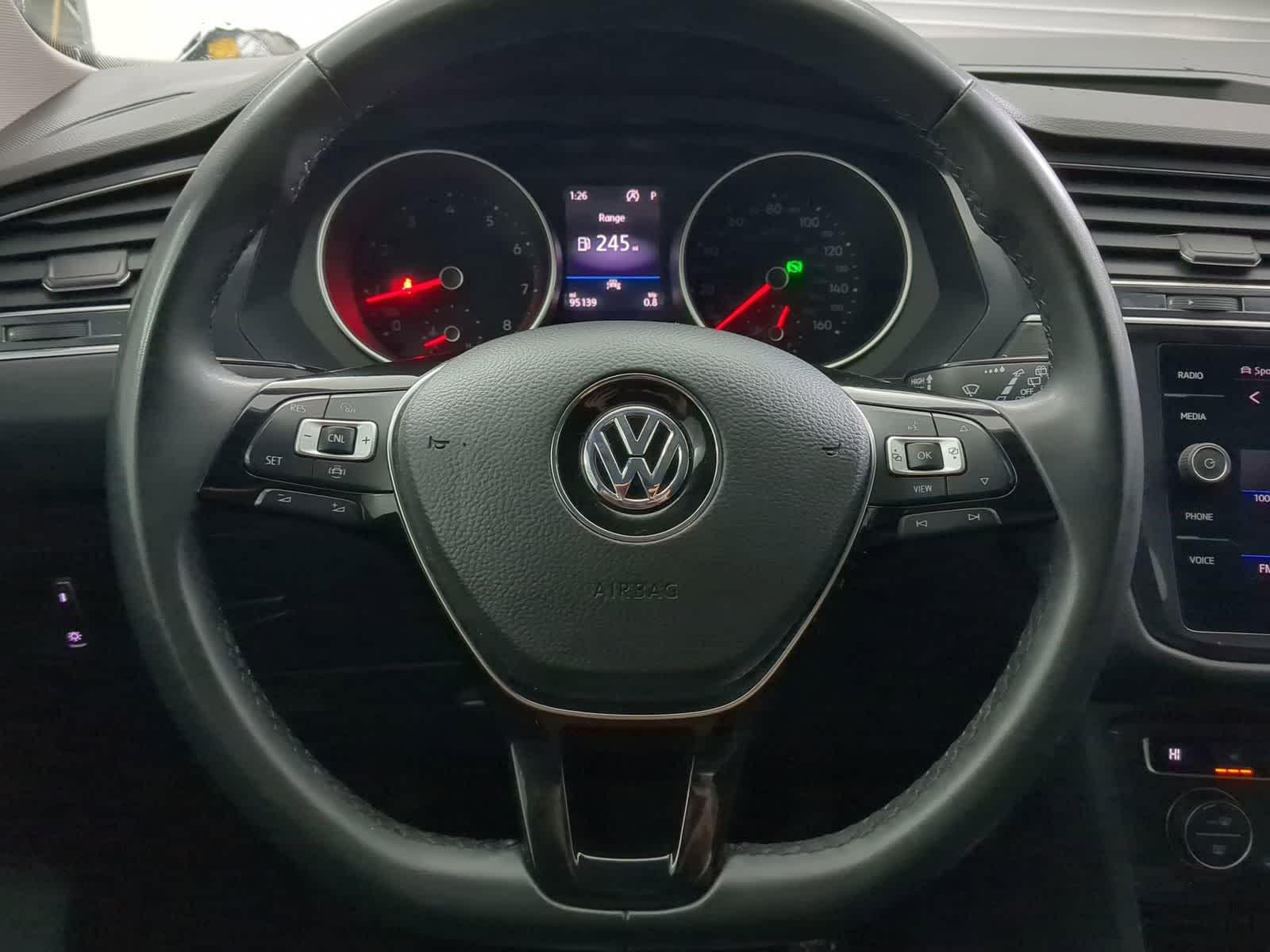 Thumbnail: 2020 Volkswagen Tiguan - 21