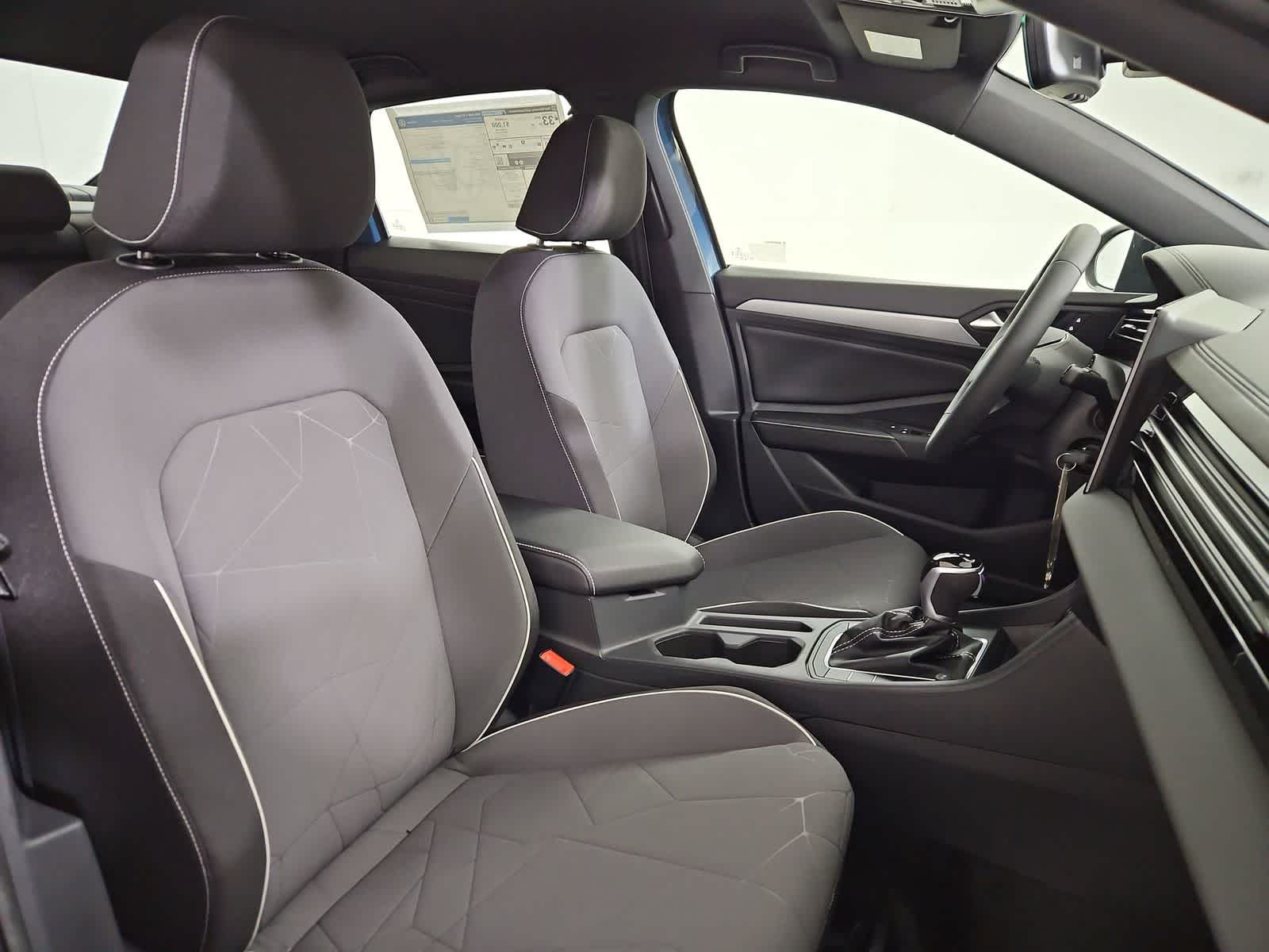 Thumbnail: 2026 Volkswagen Jetta - 21