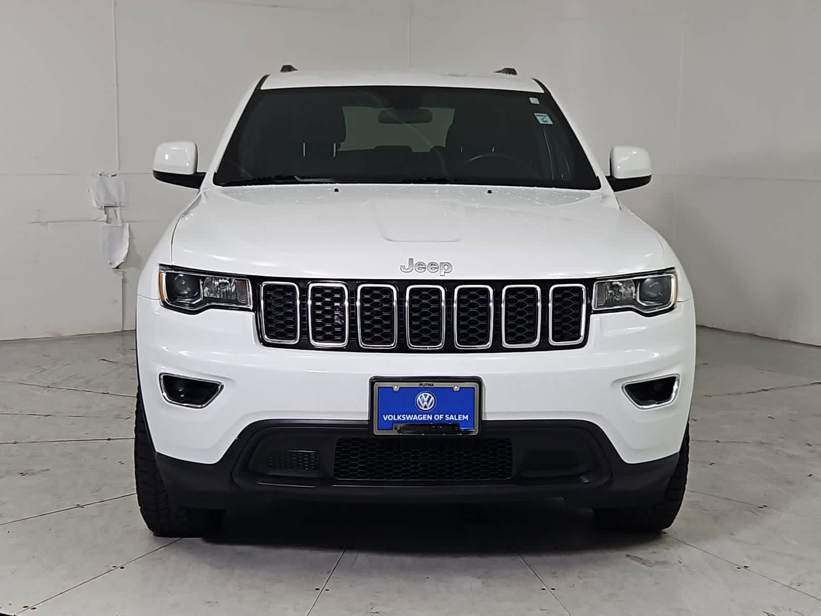 Thumbnail: 2019 Jeep Grand Cherokee - 9