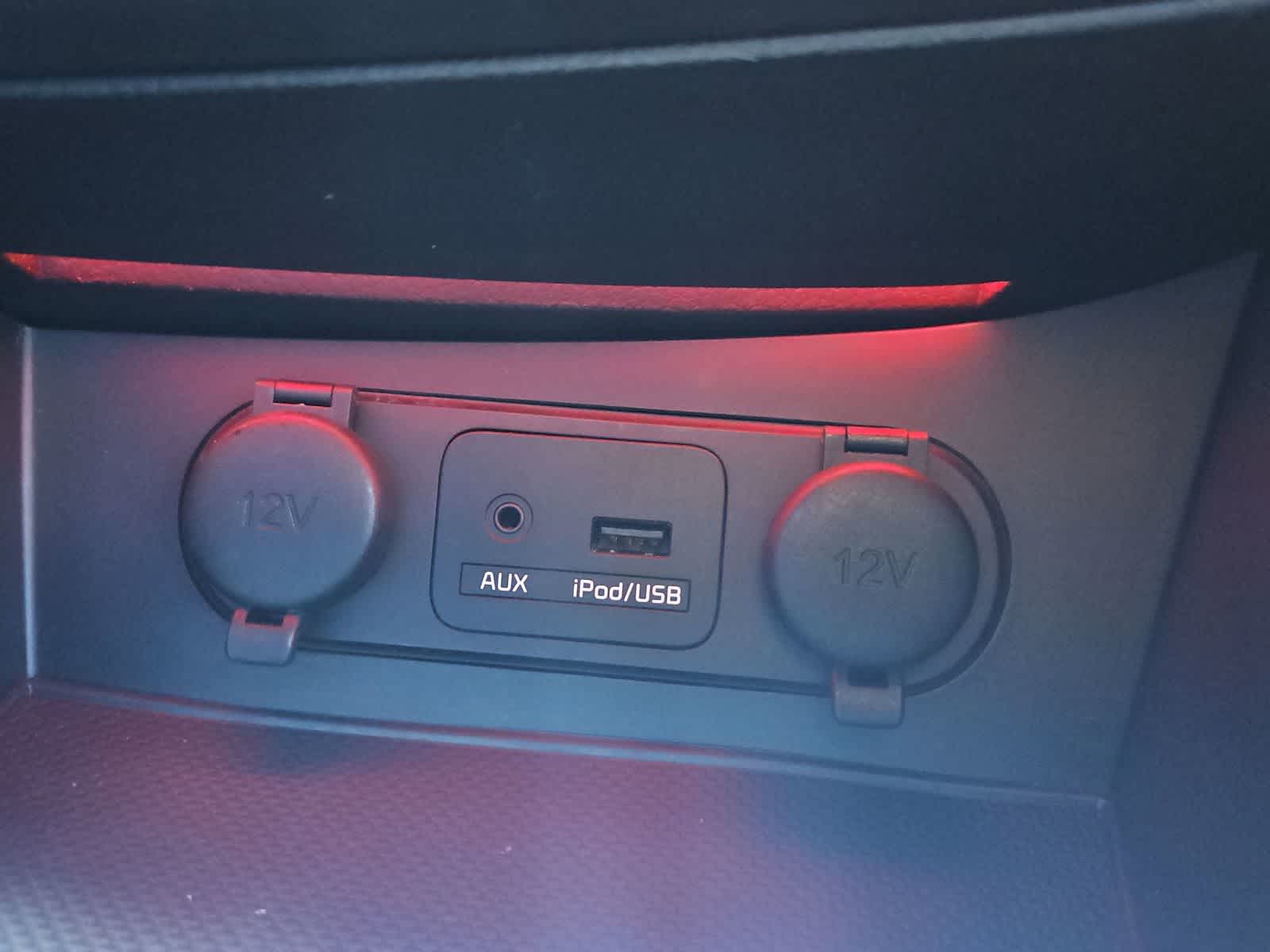 Thumbnail: 2014 Kia Optima - 32