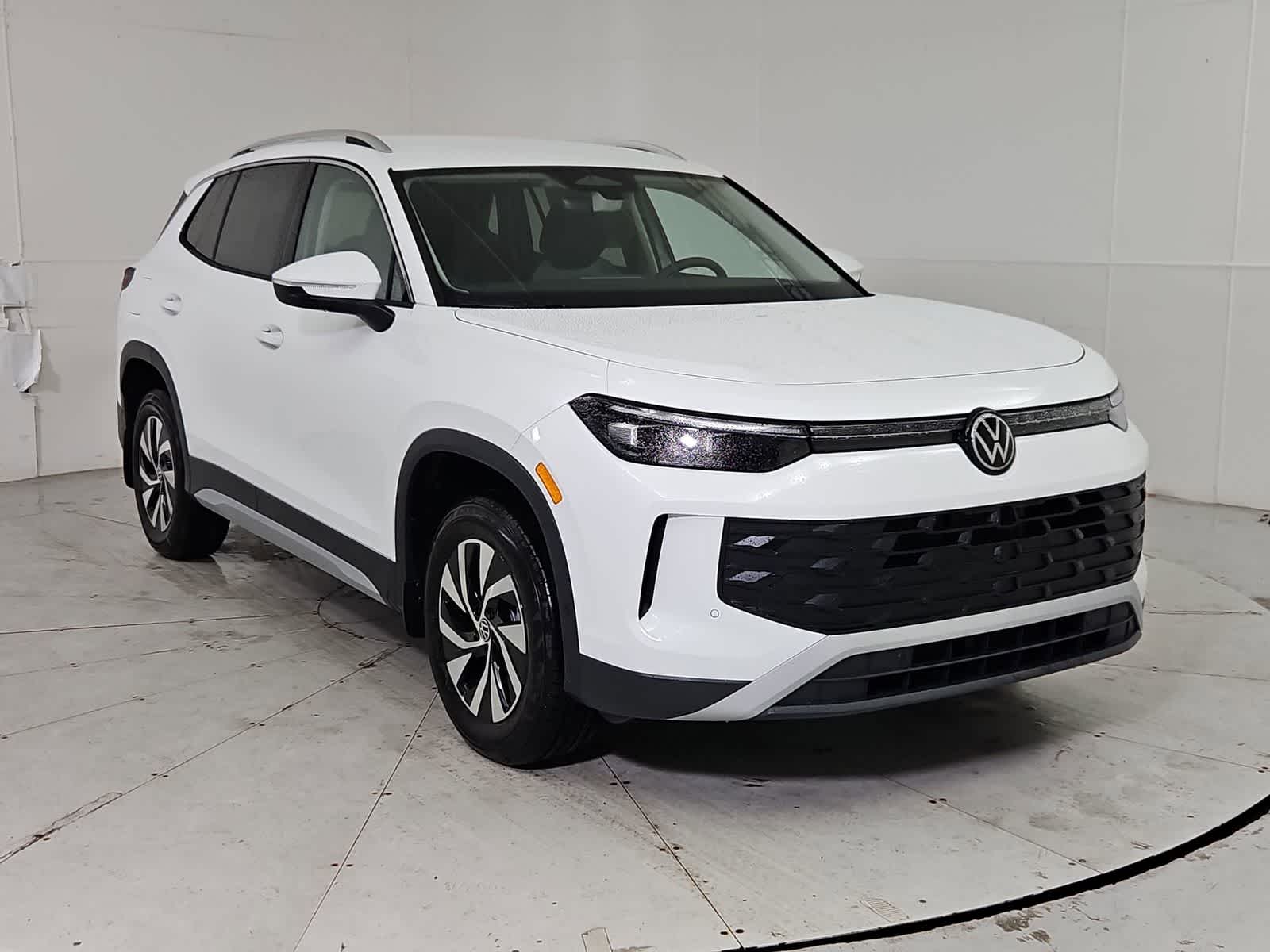 Thumbnail: 2026 Volkswagen Tiguan - 8