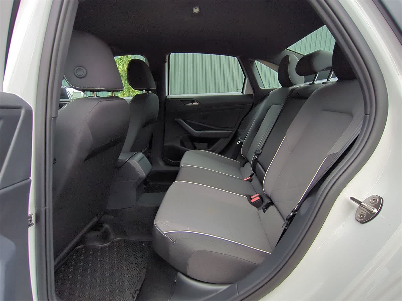 Thumbnail: 2025 Volkswagen Jetta - 19